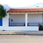 Casa Maritina Traditional Family House ゲンナジー