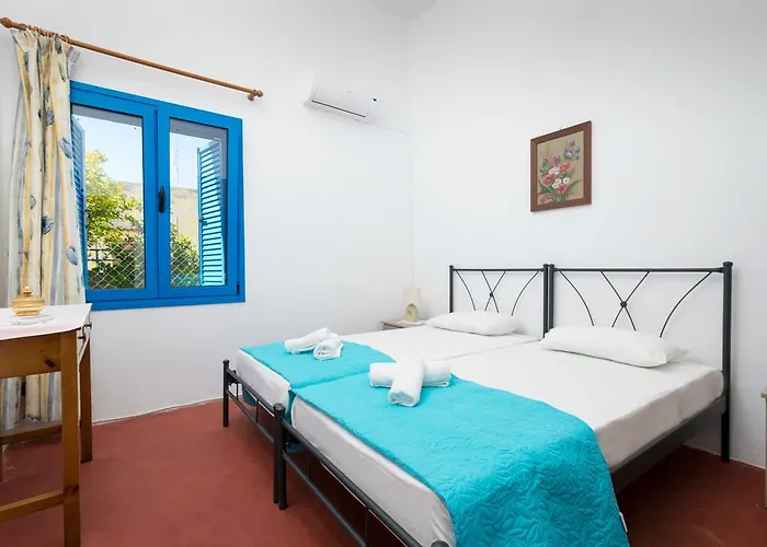 Casa Maritina Traditional Family House Дом отдыха Геннади