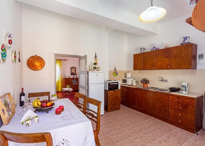 Casa Maritina Traditional Family House Геннади